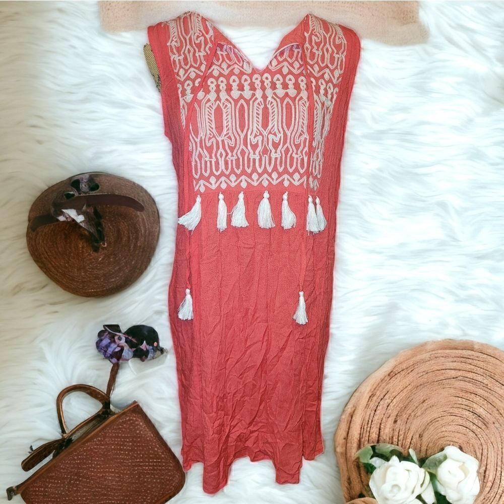 Aruba Blue Pink Embossed Tassel Dress Size Small